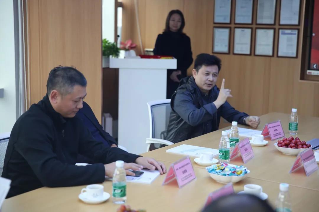 1766475626819330.jpg